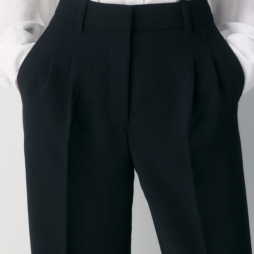 The Effortless Pant